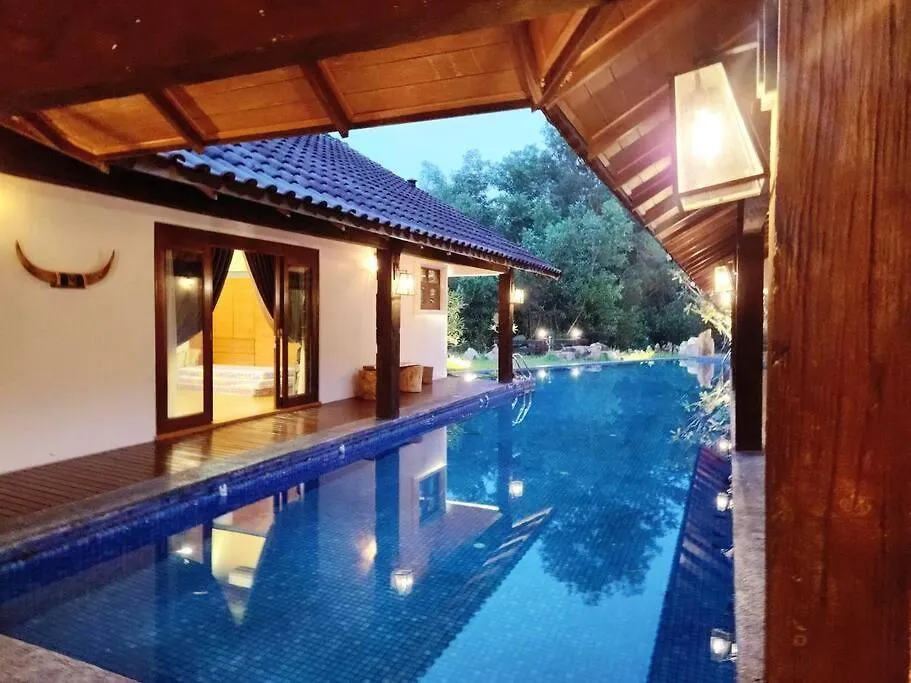 Ipoh Meru Valley Golf Resortthe Rock Forest Retreat Pool/5Br/20Pax/Events Villa