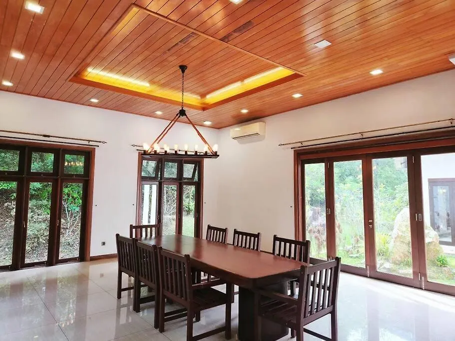 Villa Ipoh Meru Valley Golf Resortthe Rock Forest Retreat Pool/5Br/20Pax/Events
