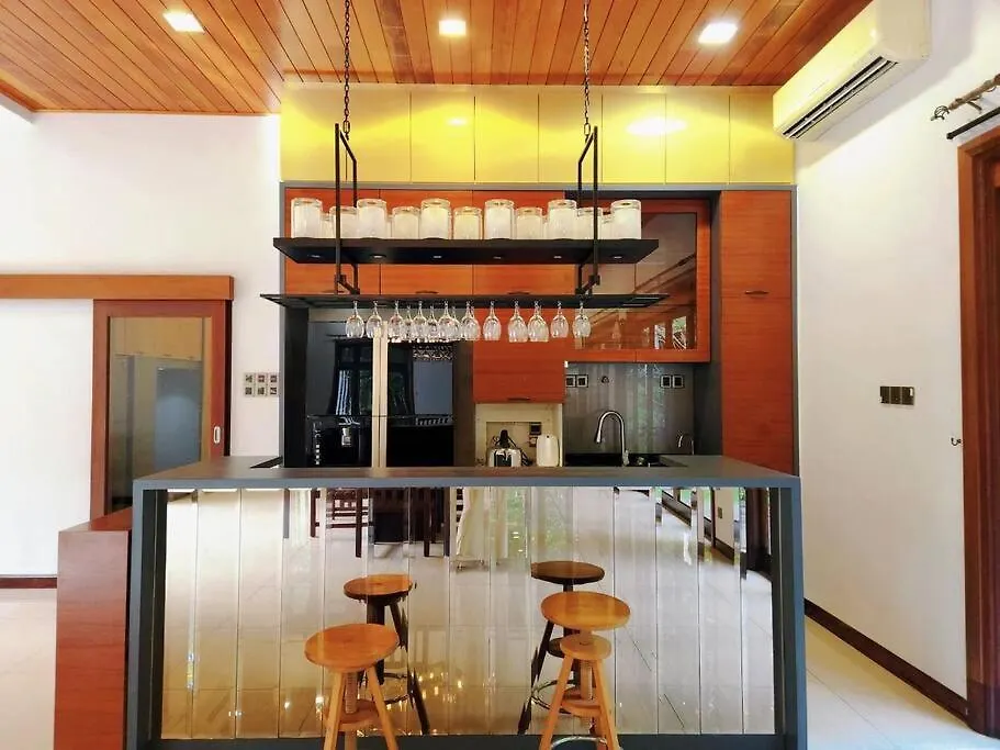 Ipoh Meru Valley Golf Resortthe Rock Forest Retreat Pool/5Br/20Pax/Events Villa