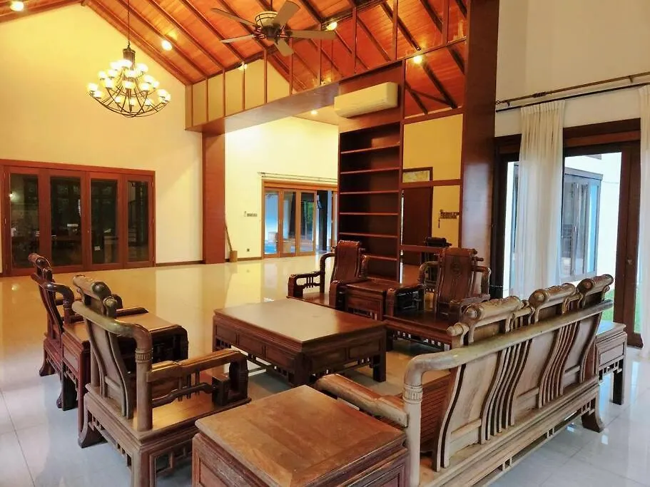 Villa Ipoh Meru Valley Golf Resortthe Rock Forest Retreat Pool/5Br/20Pax/Events